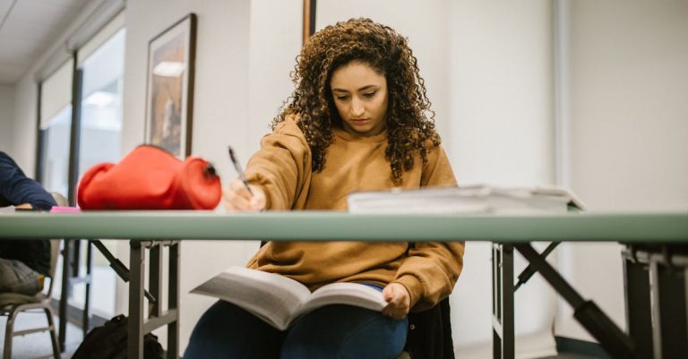 évaluez vos compétences professionnelles grâce à notre test d'aptitudes. identifiez vos points forts, détectez les axes d'amélioration et boostez votre carrière avec une analyse personnalisée de vos compétences.